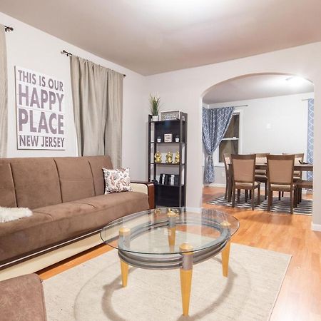 Cheerful 3-Bedroom Home Up To 9 Guest แอตแลนติกซิตี้ ภายนอก รูปภาพ