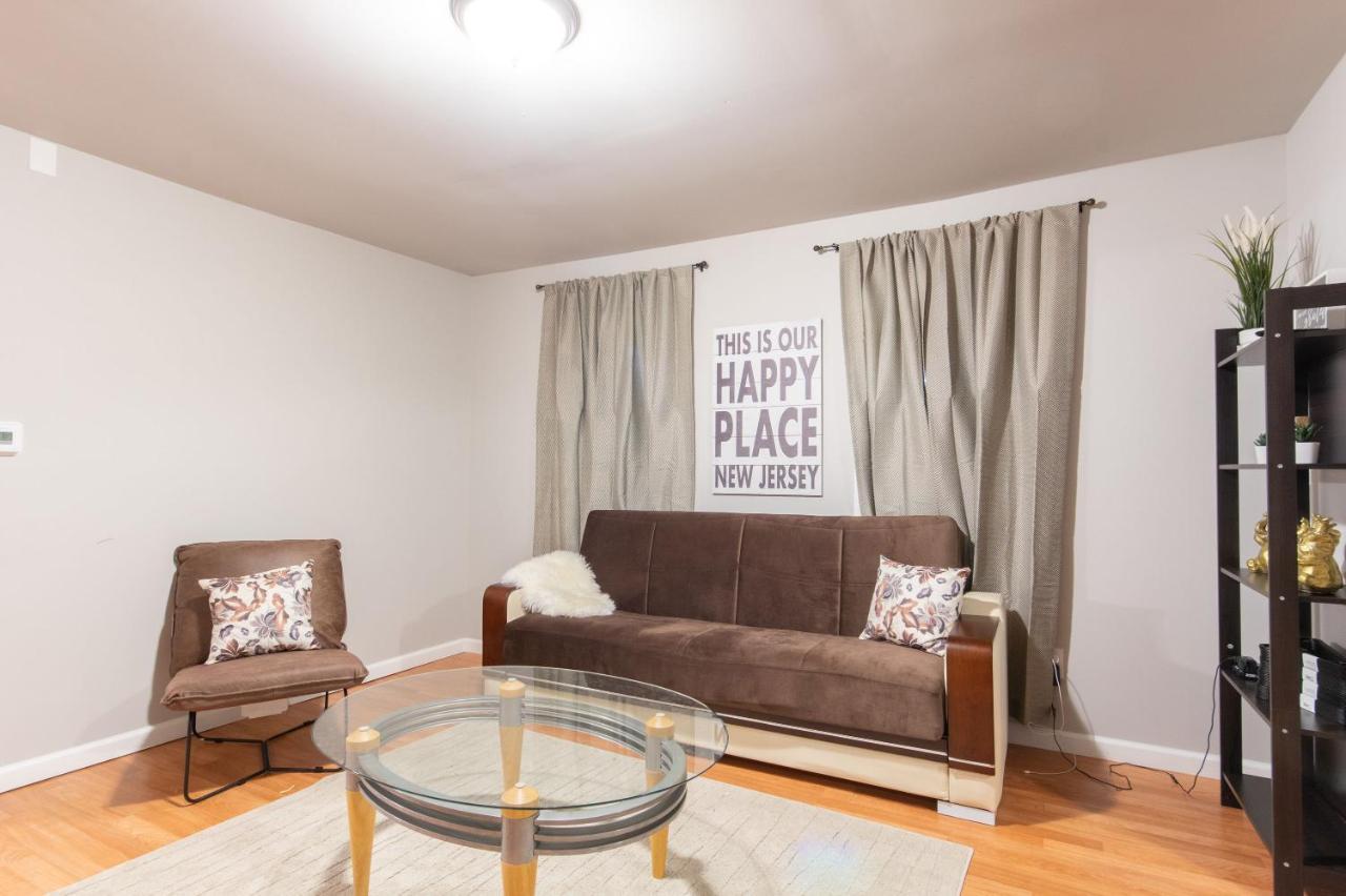 Cheerful 3-Bedroom Home Up To 9 Guest แอตแลนติกซิตี้ ภายนอก รูปภาพ